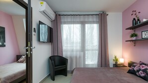 Apartment - KrakowRentals -Tabacco Factory Apartment (Kraków)