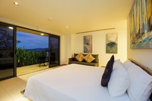 3 bedrooms, in-room safe, desk, free WiFi - The Heights Penthouse 3bedroom A2 near Kata Beach (Karon)