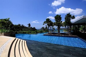 Outdoor pool - Luxury Ocean View Apartment Kata B22 near Kata Beach (Karon)