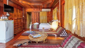 1 quarto, Wi-Fi de cortesia, roupa de cama