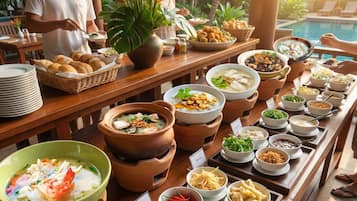 2 restaurants, breakfast served