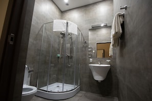 Minibar, két bảo mật tại phòng, trang trí khác biệt