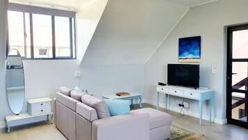 2 bedrooms, premium bedding, in-room safe, individually decorated