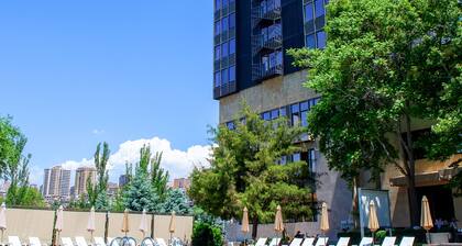 President Hotel by Hrazdan Hotel CJSC