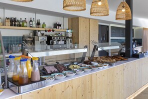 Restaurant - Càmping Valldaro (Castell-Platja d'Aro)