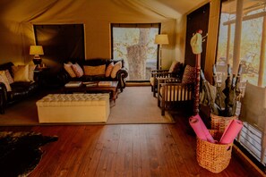 Luxury Tent | Living area