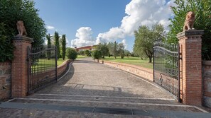 Property grounds - Villa Gabri 8+2, Emma Villas (Montecarlo)