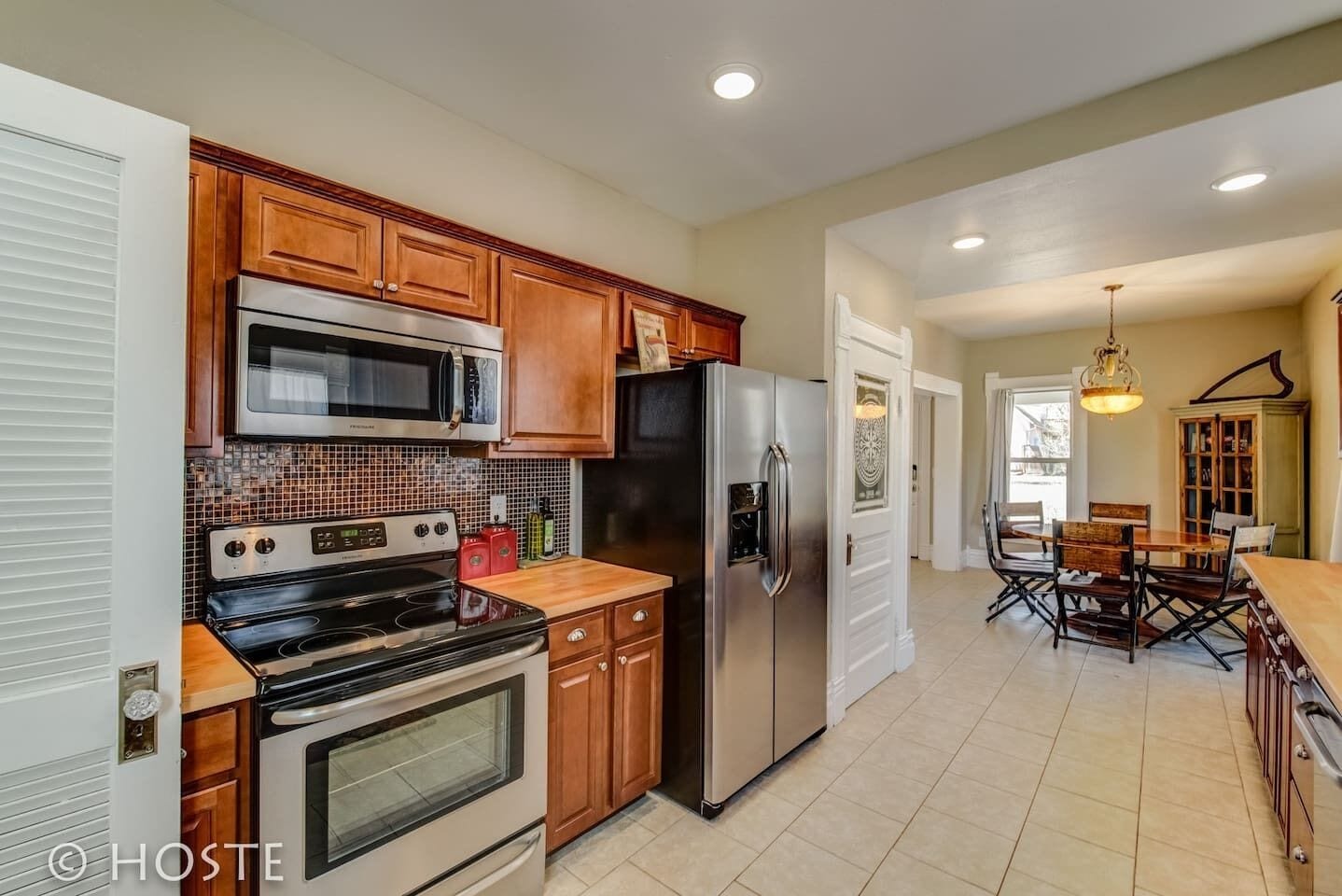 3 BR Beautifully Restored 1890`s Homedowntown