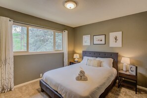 Casa (4 Bedrooms) | 4 quartos, roupas de cama premium, edredons de pluma