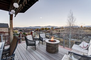 Hus (5 Bedrooms) | Balkong