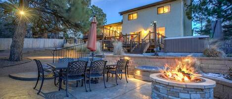 独立别墅 (4 Bedrooms) | 阳台