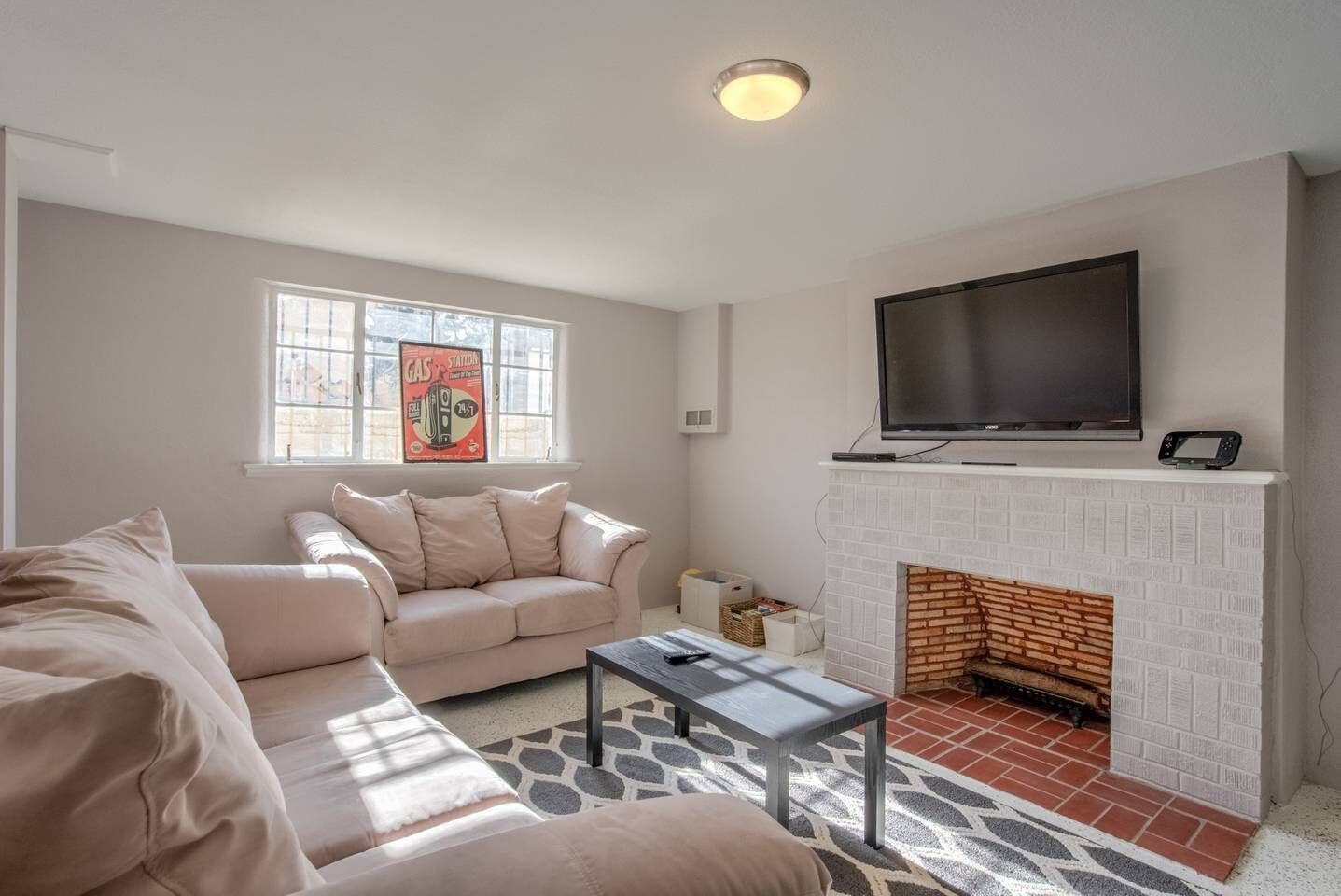 Casa (4 Bedrooms) | Sala de estar | Smart TV, console de videogame, pebolim, mesa de pingue-pongue