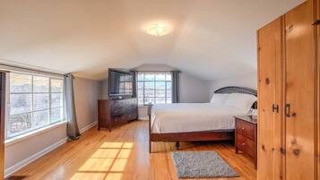 Casa (4 Bedrooms) | 4 dormitorios, ropa de cama de alta calidad, edredones de plumas