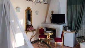 Habitación doble, baño en la habitación | Servicios de la habitación