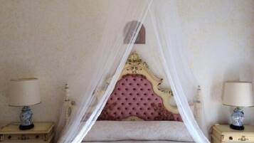 Doppelzimmer (Private External Bathroom) | Minibar, Verdunkelungsvorhänge, Bügeleisen/Bügelbrett