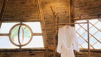 Bamboo Tree House | Minibar, individually decorated, individually furnished, soundproofing