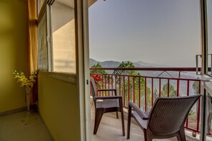 Executive Room, Balcony, Valley View | Balcony view