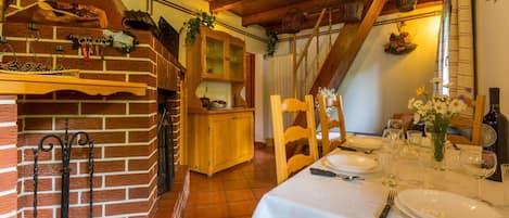 2 Schlafzimmer, Bügeleisen/Bügelbrett, kostenloses WLAN