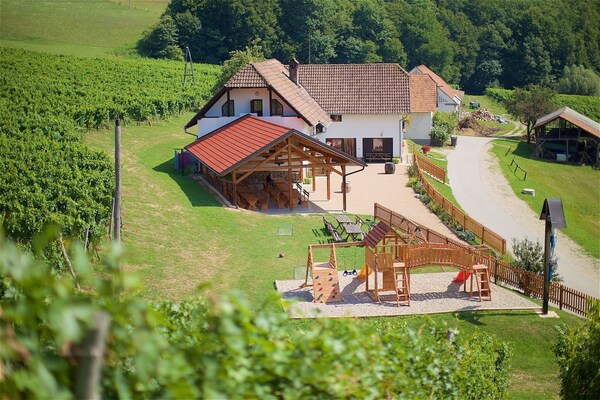 Apartments Lovrec - Slovénie