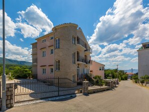 Building design - Apartments Seper (Crikvenica)