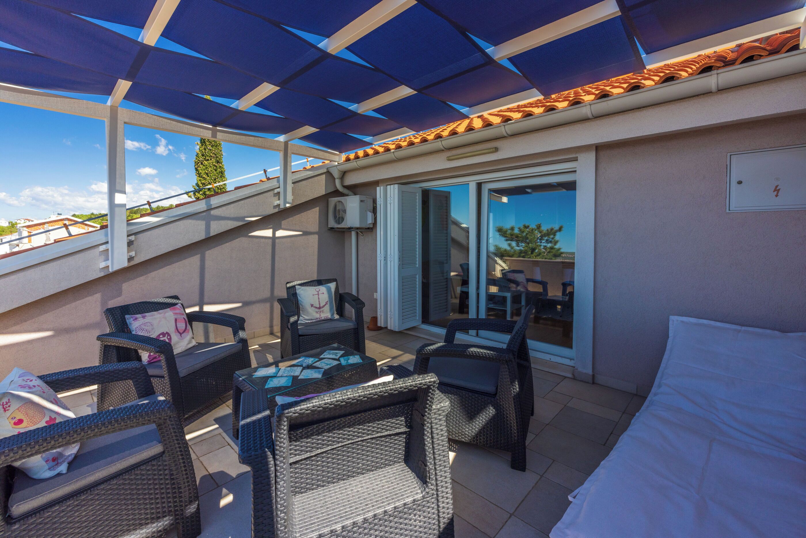 Apartment (A2) | Balcony