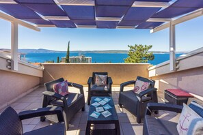 Apartment (A2) | Water view