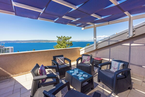 Apartment (A2) | Water view - Apartments Robic (Crikvenica)