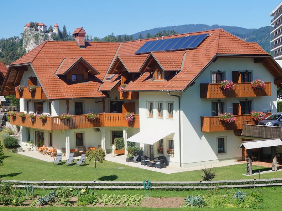 Eenvoudige tweepersoonskamer | Terras