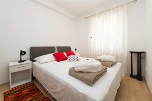 1 bedroom, iron/ironing board, free WiFi, bed sheets
