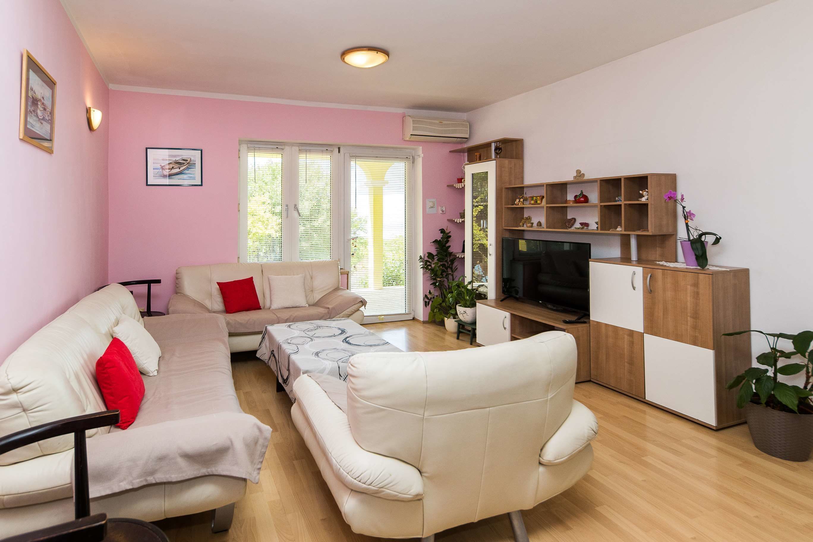 Wohnzimmer | Fernseher
