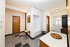 1 bedroom, iron/ironing board, free WiFi, bed sheets - Apartment Malt (Vinodol)