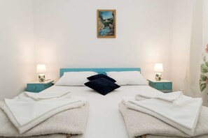 1 chambre, fer et planche à repasser, Wi-Fi gratuit, draps fournis