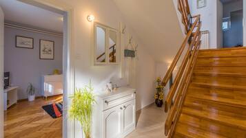 3 Schlafzimmer, kostenloses WLAN, Bettwäsche