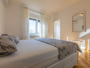 3 chambres, accès au Wi-Fi (inclus), literie fournie