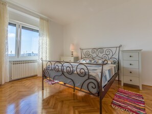 3 bedrooms, free WiFi, bed sheets - House Barbara (Crikvenica)