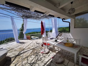 Outdoor dining - House Lana (Crikvenica)