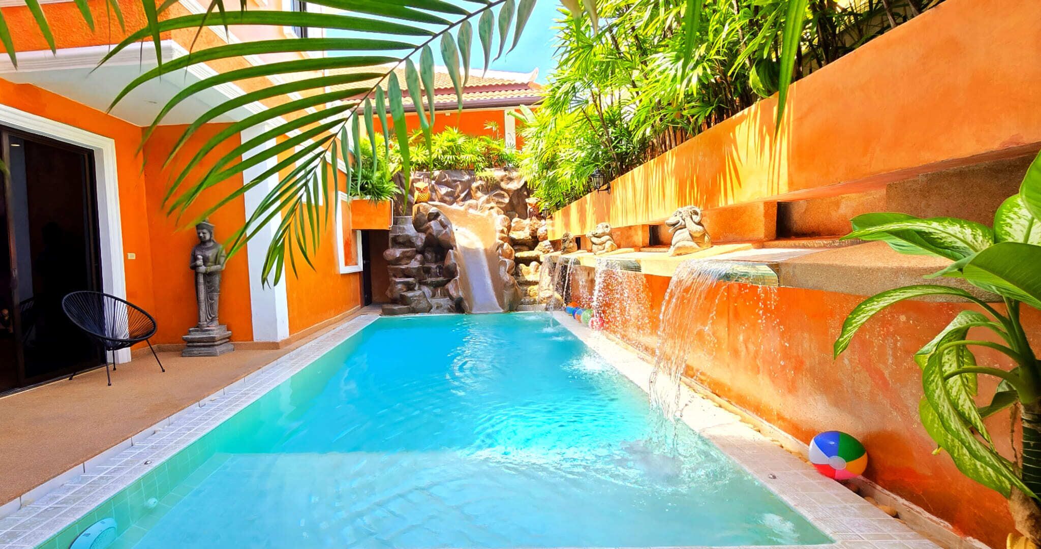 Photo - WOWLAND Luxury Pool Villa Pattaya Walking Street