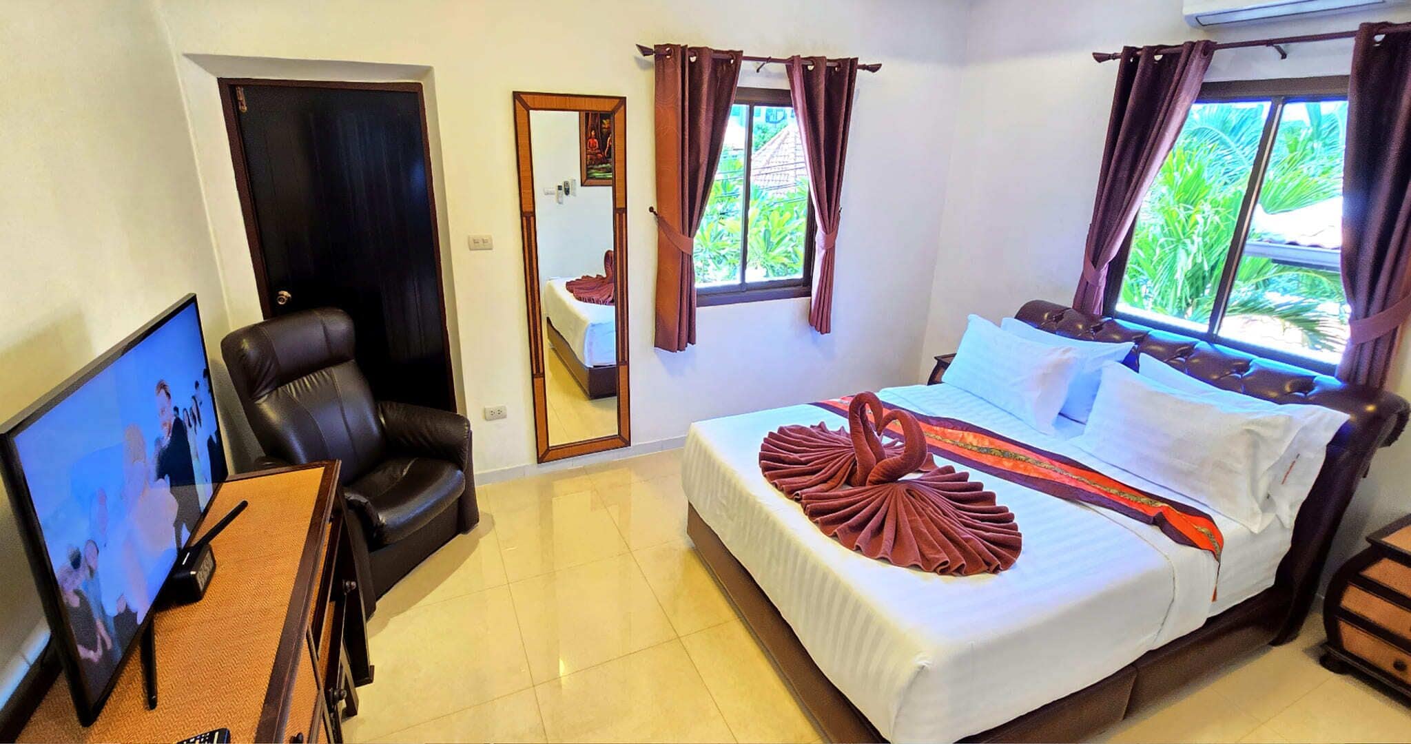 Photo - WOWLAND Luxury Pool Villa Pattaya Walking Street