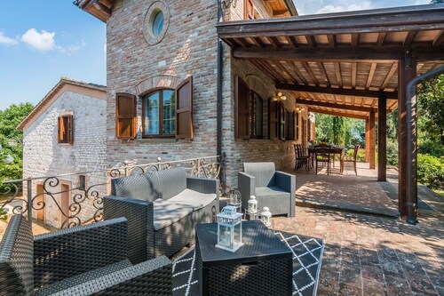 Villa Durante - Private villa, 5 bedrooms, pool, wifi, pets, Marche