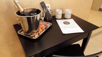 Hypo-allergenic bedding, memory-foam beds, in-room safe, desk