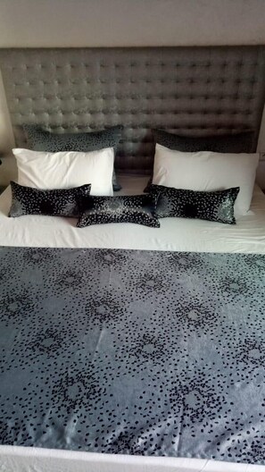 Apartment, 2 Bedrooms | Free cribs/infant beds, free WiFi, bed sheets - Résidence Harmony (Marrakech)