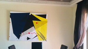 Apartment, 3 Schlafzimmer | Essbereich im Zimmer