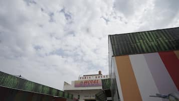 واجهة المنشأة