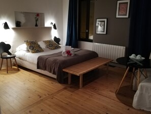 Individually decorated, individually furnished, soundproofing