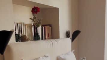 Double Room (Pariou) | Individually decorated, individually furnished, soundproofing