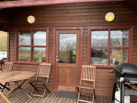 Cabin, 2 Bedrooms | Terrace/patio