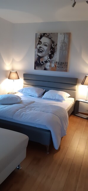 4 bedrooms, iron/ironing board, WiFi, bed sheets - WOODEN HOUSE, chalet style (Lontzen)