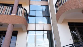 Entrada de la propiedad