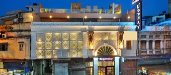 Hotel Grand Uddhav