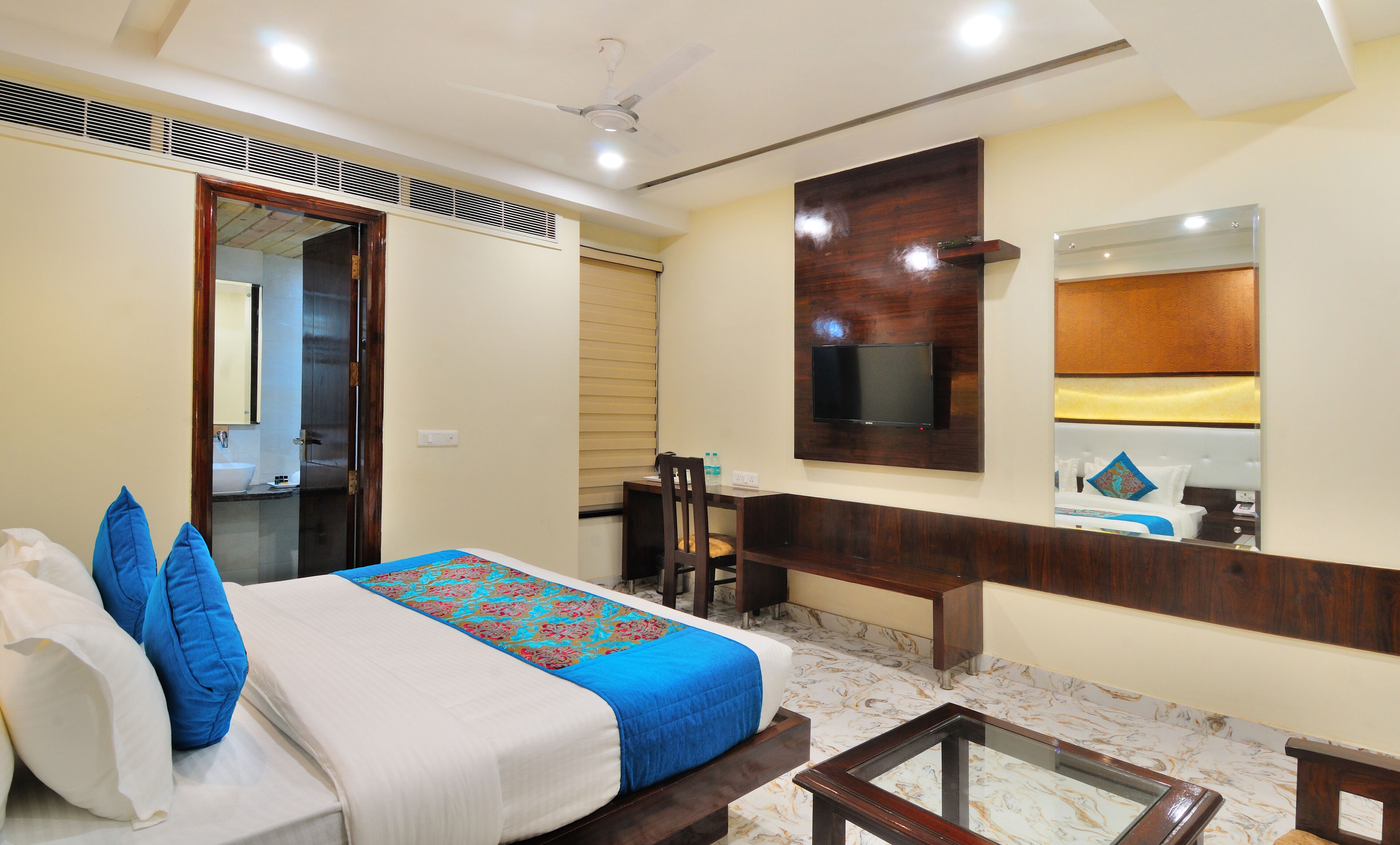 Photo - Hotel Grand Uddhav